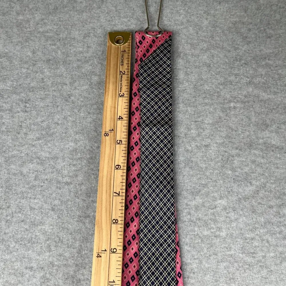 Tommy Hilfiger Necktie Silk Pink Diamond All Over Print Tie New NWT